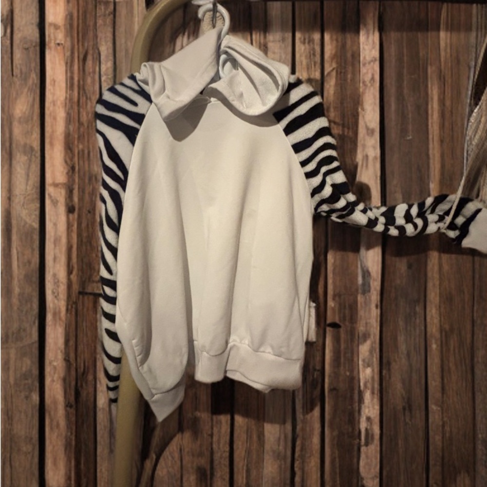 SHEIN White and Black Zebra Print Hoodie
